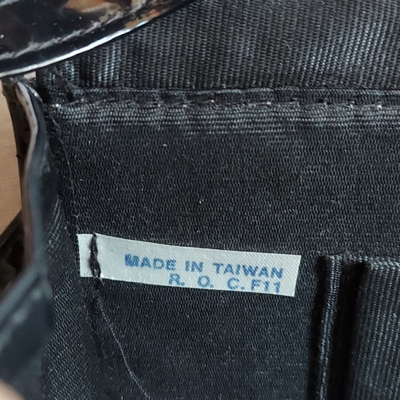 Vintage patent leather clutch - Picture 5 of 11